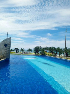 Amplio departamento con vista al mar de 3 cuartos en Diamond Beach